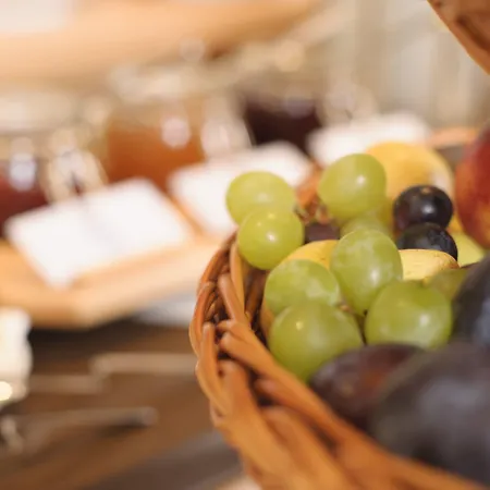 St Elisabeth ホテル 3*