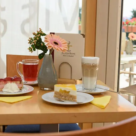 St Elisabeth Hotell 3*