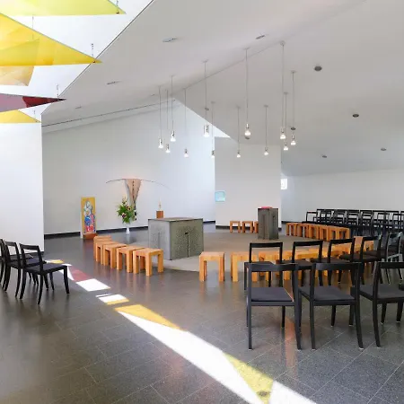 St Elisabeth ホテル 3*