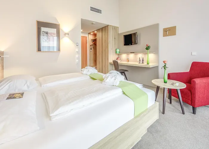 St Elisabeth Hotel 3*