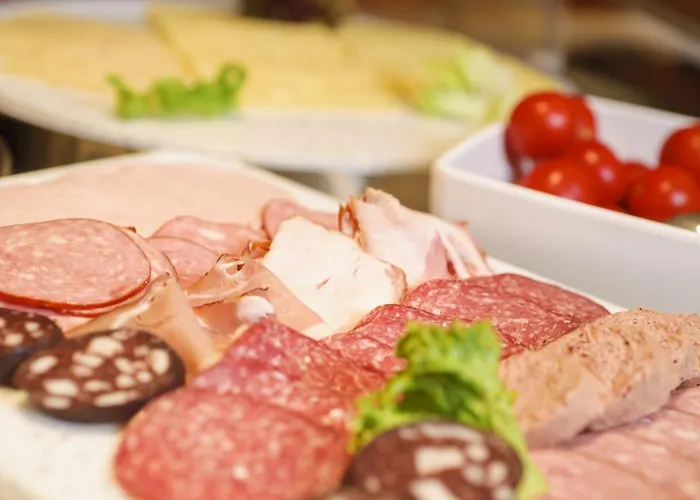 St Elisabeth Hotel 3*